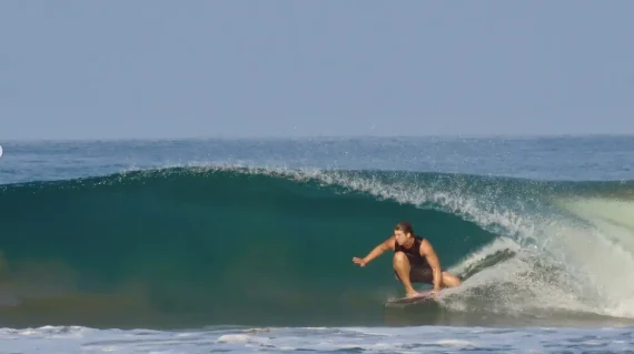 credits: @surfreportolon